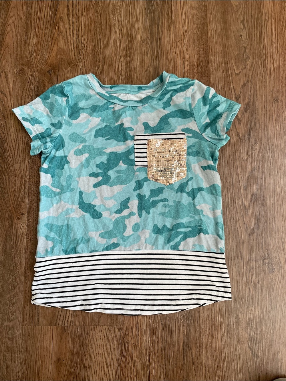 No Brand Blue Camo Girls Top with Sequin Pocket Size M